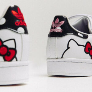 Hello Kitty Adidas Superstar