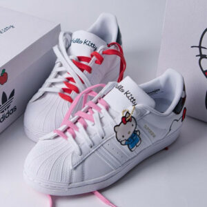 Hello Kitty Adidas Superstar