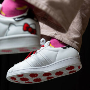 Hello Kitty Adidas Superstar